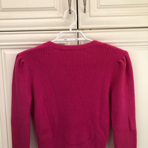 Soft Zara women’s v-neck crop sweater - Picture 9 of 12